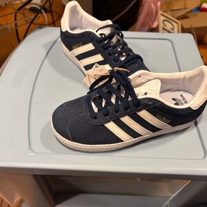 Adidas kids gazelle